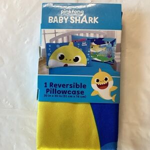 Pinkfong Baby Shark Reversible Pillowcase - Blue and Yellow